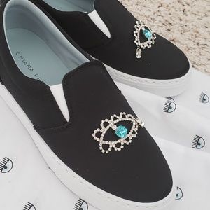 Chiara ferragni black flat shoes